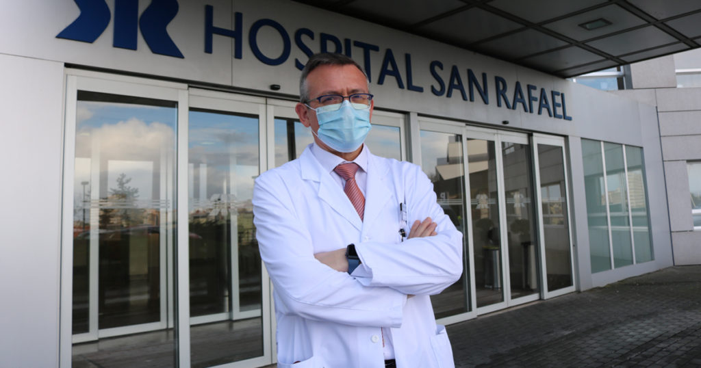 Dr. José Cuenca Castillo, director médico del Hospital San Rafael